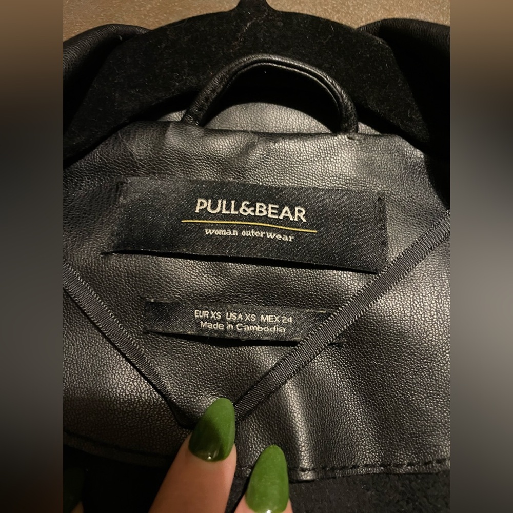 Pull&Bear Black Leather Women's Coat - Picture 3 of 8